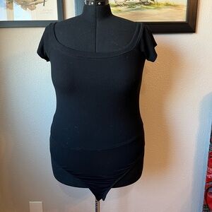Torrid short sleeve bodysuit